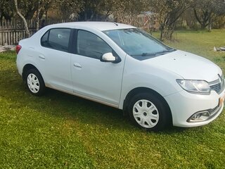2017 Renault Logan II, белый, 600000 рублей, вид 2