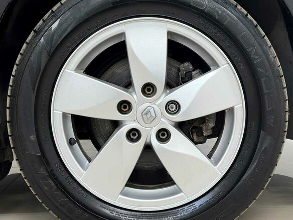 2012 Renault Fluence I, чёрный - вид 13