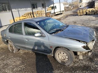 1997 Renault Megane I, серебристый, 70000 рублей, вид 2
