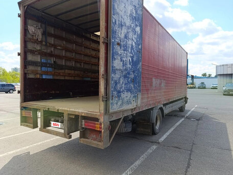 1999 Mercedes-Benz Atego, красный, 1700000 рублей, вид 5