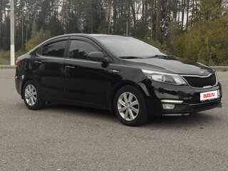 2016 Kia Rio III Рестайлинг, чёрный, 970000 рублей, вид 2