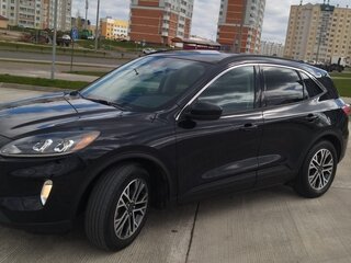 2020 Ford Escape IV, чёрный, 1390000 рублей, вид 2