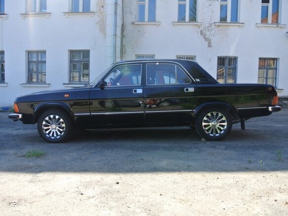 2002 ГАЗ 3102 «Волга», чёрный, 850000 рублей - вид 5