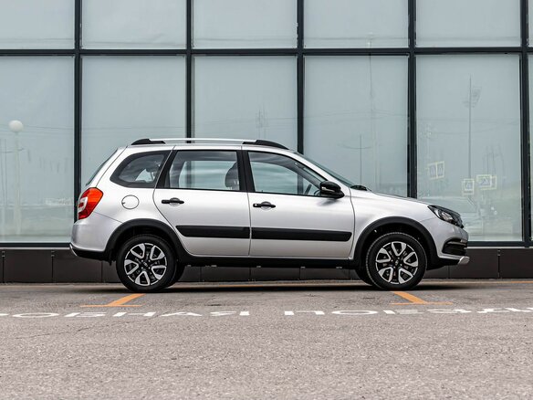 2026 Lada (ВАЗ) Granta Cross I Рестайлинг, серебристый - вид 7