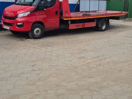 2017 Iveco Daily, красный, 3600000 рублей, вид 5