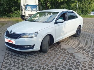 2017 Skoda Rapid I Рестайлинг, белый, 1100000 рублей, вид 1