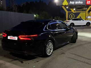 2019 Toyota Camry VIII (XV70), чёрный, 2950000 рублей, вид 4