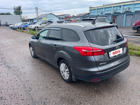 2018 Ford Focus III Рестайлинг, серый, 1150000 рублей - вид 4