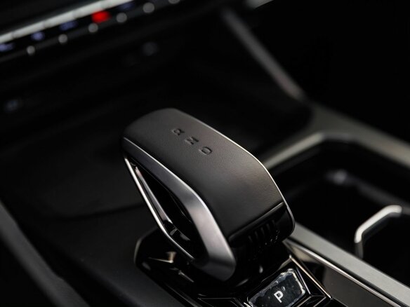 2026 Geely Okavango I Рестайлинг, синий, 3789990 рублей - вид 27