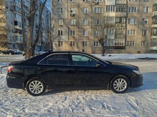 2016 Toyota Camry VII (XV50) Рестайлинг, чёрный, 1600000 рублей, вид 2