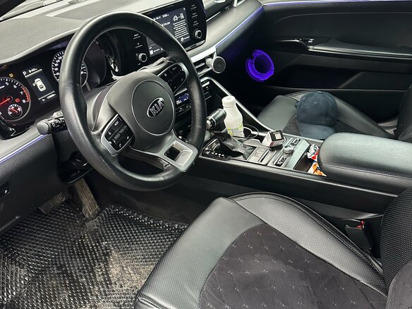 2021 Kia K5 III, чёрный, 2350000 рублей - вид 8