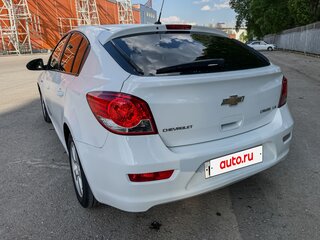 2012 Chevrolet Cruze I, белый, 615000 рублей, вид 2