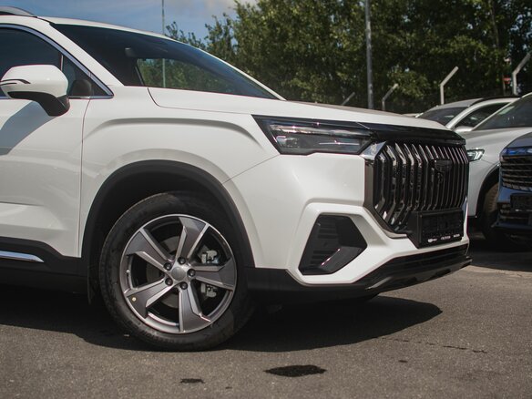 2026 Geely Okavango I Рестайлинг, белый, 3870900 рублей - вид 5