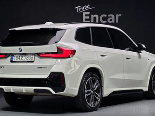 2023 BMW X1 Long 20Li sDrive III (U11/U12), белый, 2835000 рублей, вид 3