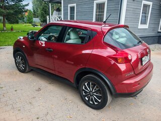 2013 Nissan Juke I, красный, 970000 рублей, вид 4