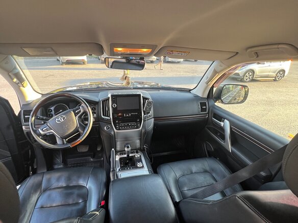 2016 Toyota Land Cruiser 200 Series Рестайлинг 2, чёрный, 6200000 рублей - вид 19