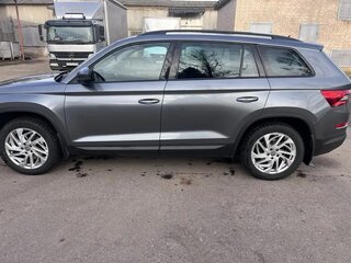 2018 Skoda Kodiaq I, серебристый, 1420000 рублей, вид 2