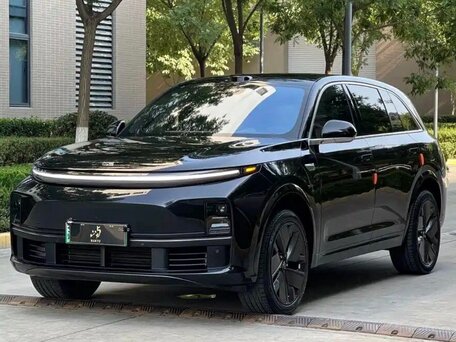 2024 Li Auto (Lixiang) L7 52.3 kWh I Рестайлинг, чёрный, 4950070 рублей, вид 1