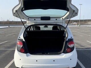 2014 Chevrolet Aveo II, белый, 785000 рублей, вид 4