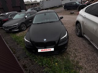 2008 BMW 5 серии 525i V (E60/E61) Рестайлинг, чёрный, 860000 рублей, вид 3