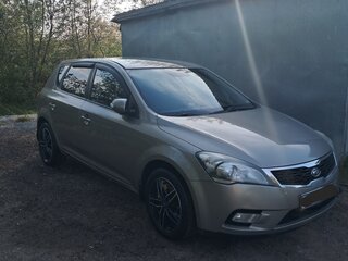 2010 Kia Ceed I Рестайлинг, серебристый, 675000 рублей, вид 2