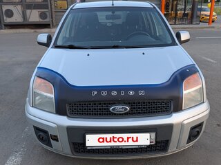 2011 Ford Fusion I Рестайлинг, серебристый, 460000 рублей, вид 1