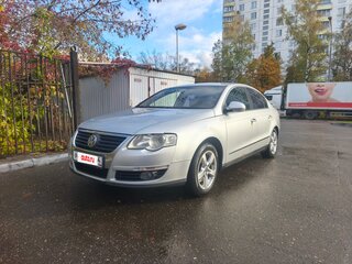 2005 Volkswagen Passat B6, серебристый, 390000 рублей, вид 1