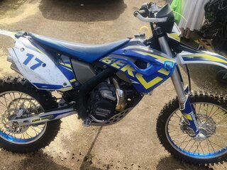 2010 Husaberg FE 400, синий, 400000 рублей, вид 2