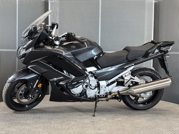 2016 Yamaha FJR1300, серый, 1177000 рублей - вид 4