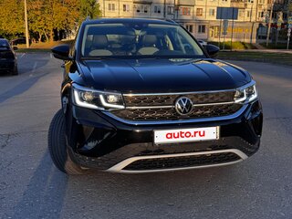 2021 Volkswagen Taos I, чёрный, 3050000 рублей, вид 4