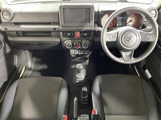 2026 Suzuki Jimny IV, бежевый, 2760000 рублей, вид 3