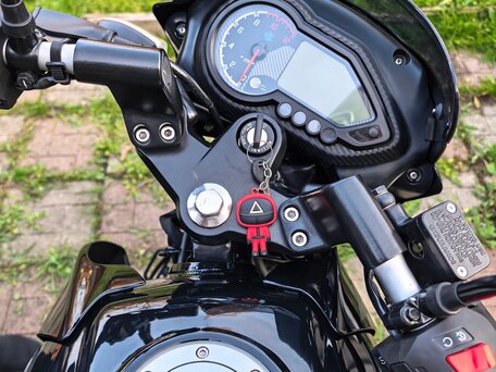2022 Bajaj Pulsar 180, чёрный, 145000 рублей, вид 5