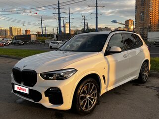 2019 BMW X5 25d IV (G05/G18), белый, 5500000 рублей, вид 1