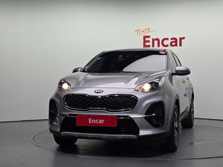 2019 Kia Sportage IV Рестайлинг, серебристый, 1550000 рублей, вид 2