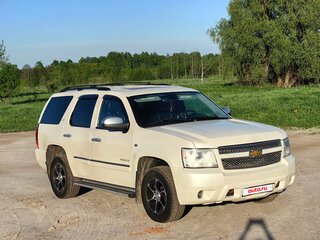 2012 Chevrolet Tahoe 6AT III, белый, 1800000 рублей, вид 1