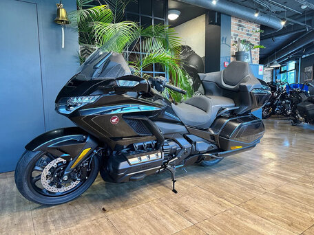 2026 Honda GL 1800 Gold Wing, чёрный, 4950000 рублей, вид 3