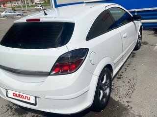 2007 Opel Astra GTC H Рестайлинг, белый, 330000 рублей, вид 4