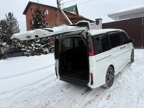 2016 Honda Stepwgn Spada V, белый, 2340000 рублей - вид 7