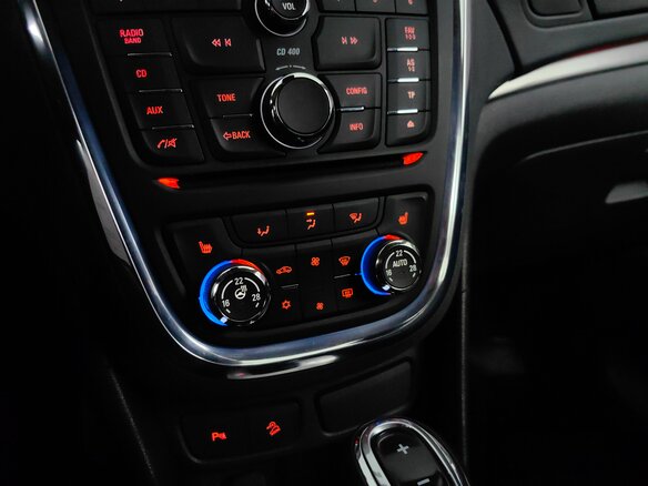 2013 Opel Mokka I, белый - вид 15