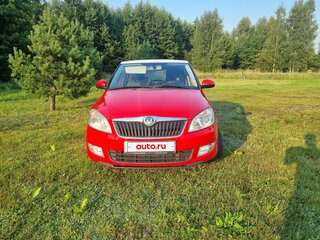 2011 Skoda Fabia II Рестайлинг, красный, 810000 рублей, вид 2