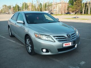 2009 Toyota Camry VI (XV40) Рестайлинг, серебристый, 1350000 рублей, вид 4