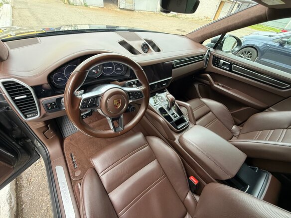 2021 Porsche Cayenne Coupé III, серый, 7000000 рублей - вид 16