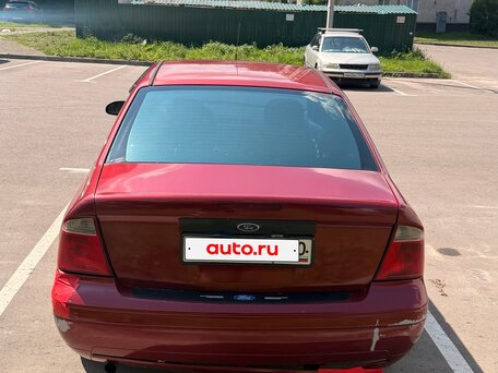 2004 Ford Focus I Рестайлинг (North America), красный, 85000 рублей, вид 2