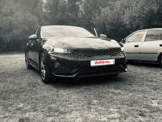 2021 Kia K5 III, синий, 2200000 рублей, вид 3