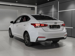 2019 Hyundai Solaris II, белый, 1495000 рублей, вид 4