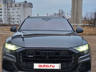 2018 Audi Q8 55 TFSI I (4M), серый, 5500000 рублей, вид 3
