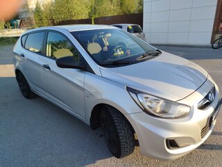 2014 Hyundai Solaris I, серебристый, 1150000 рублей, вид 1