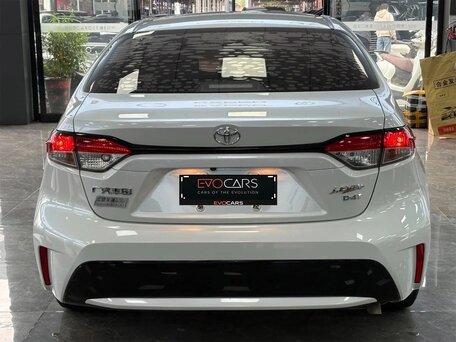 2025 Toyota Corolla XII (E210), белый, 1899000 рублей, вид 5