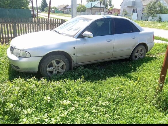 1996 Audi A4 I (B5), серебристый, 250000 рублей - вид 6