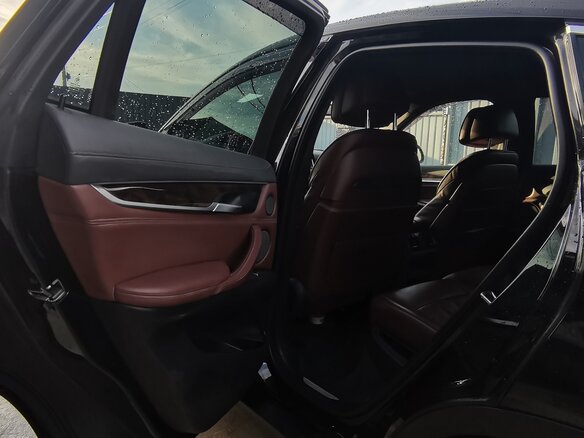 2015 BMW X6 50i II (F16), чёрный, 3999999 рублей - вид 12